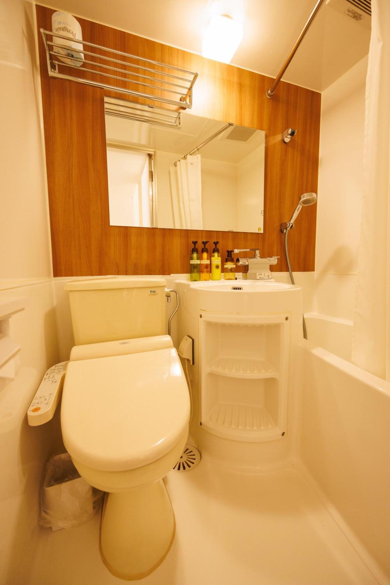 Hotel Floral East Shinsaibashi 4*